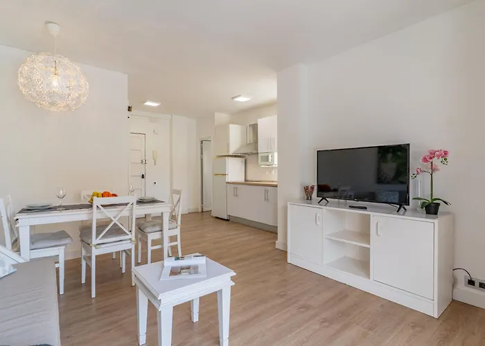 Apartamento In Cristianos By The Los Cristianos (Tenerife)